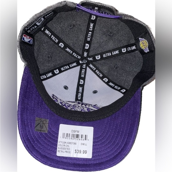 SOLDNWT NBA ultra game Los Angeles lakers cap - Picture 9 of 11